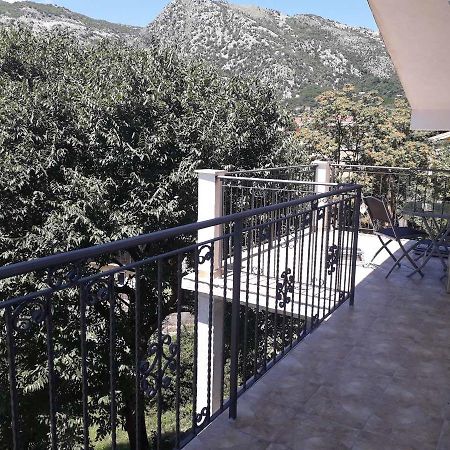 Apartmani Viza Risan Zewnętrze zdjęcie
