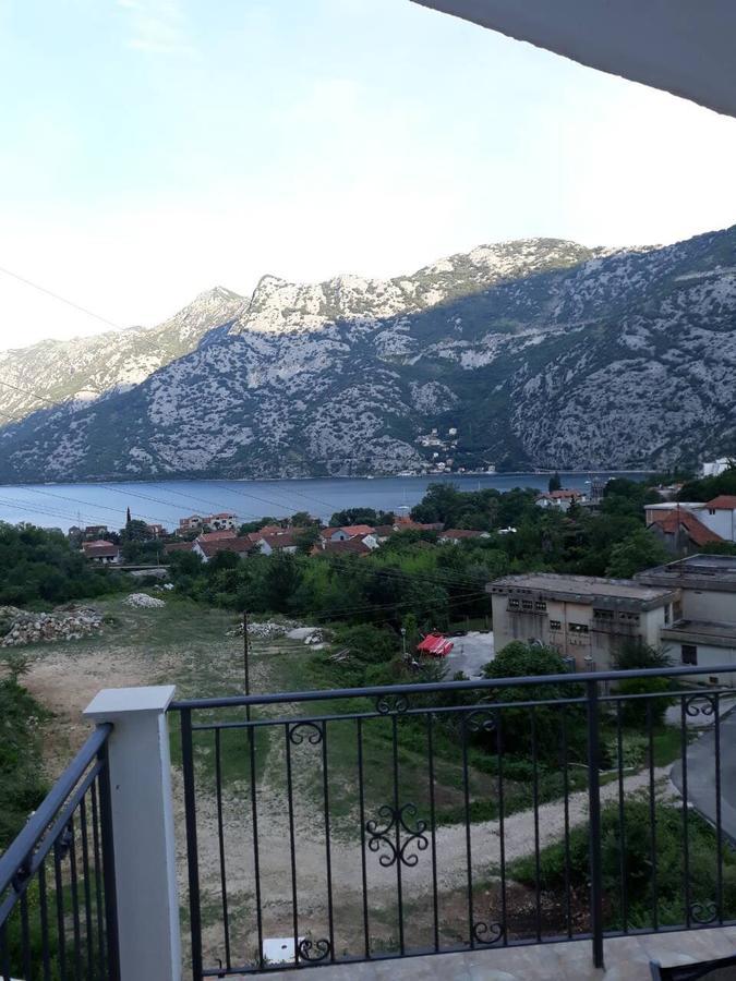 Apartmani Viza Risan Zewnętrze zdjęcie